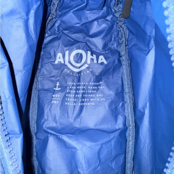 “The Aloha Collection” Original, Day Tripper Bag and Travel Toiletry Pouch - Picture 16 of 16